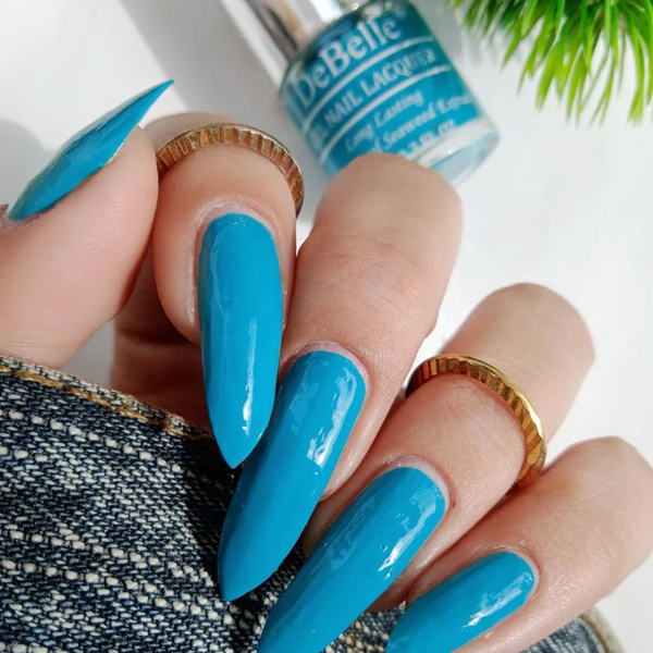 DeBelle Gel Nail Lacquer Royale Cocktail - (Turquoise Blue Nail Polish), 8ml - DeBelle Cosmetix Online Store