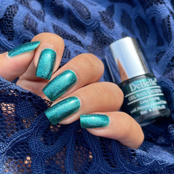 DeBelle Gel Nail Lacquer Cosmic Emerald (Glitter Emerald Green), 8ml - DeBelle Cosmetix Online Store